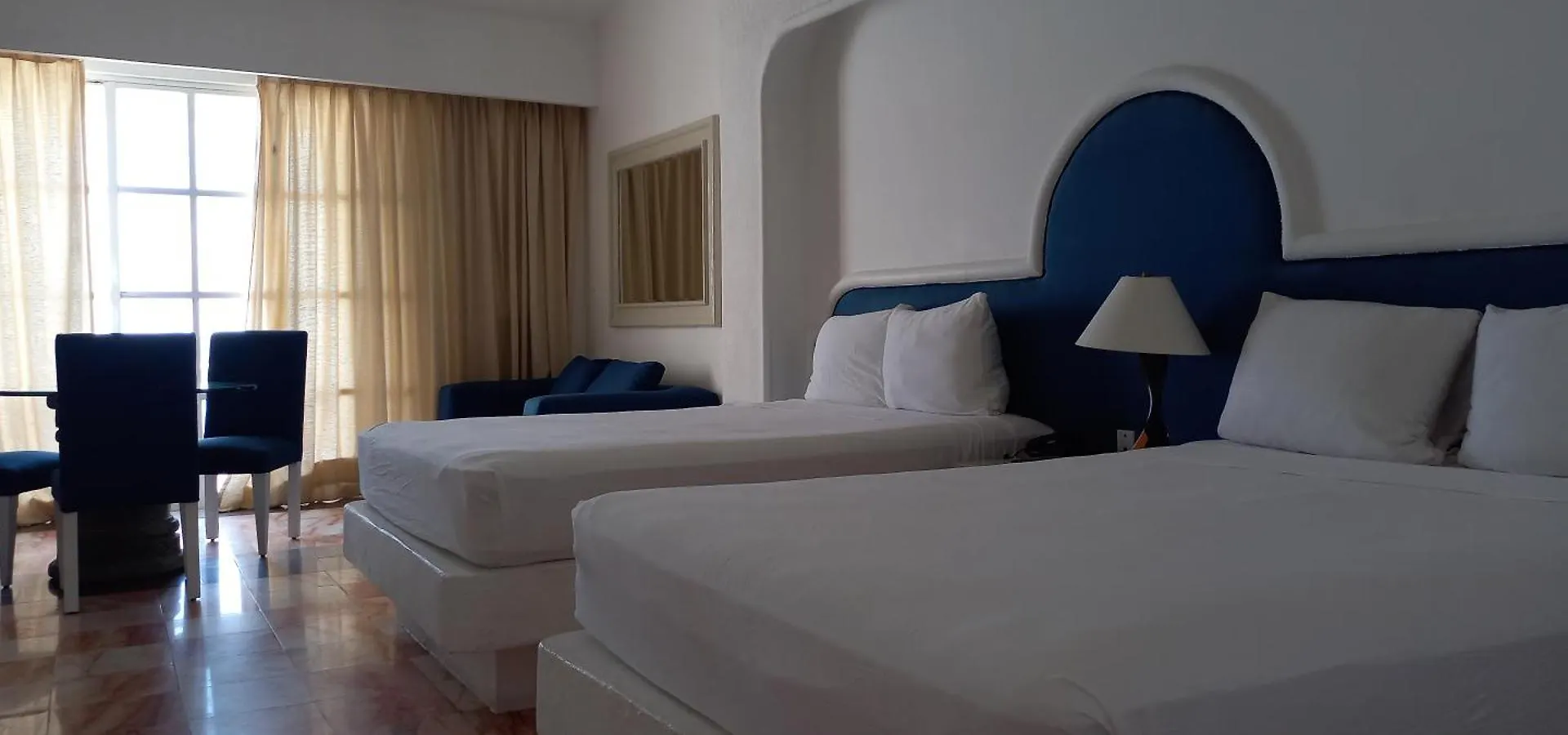 Hotel & Museo Casa Turquesa Cancun