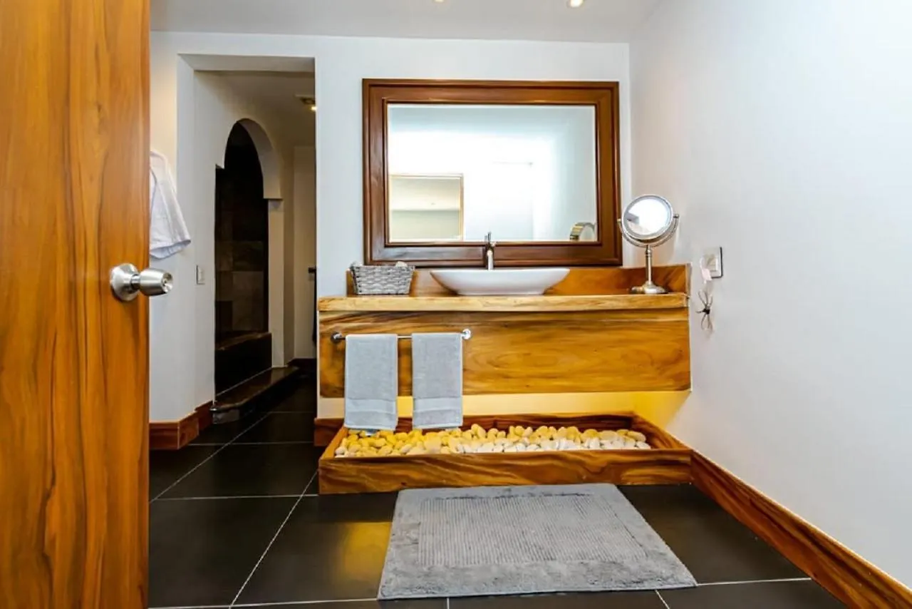 Hotel & Museo Casa Turquesa Cancún