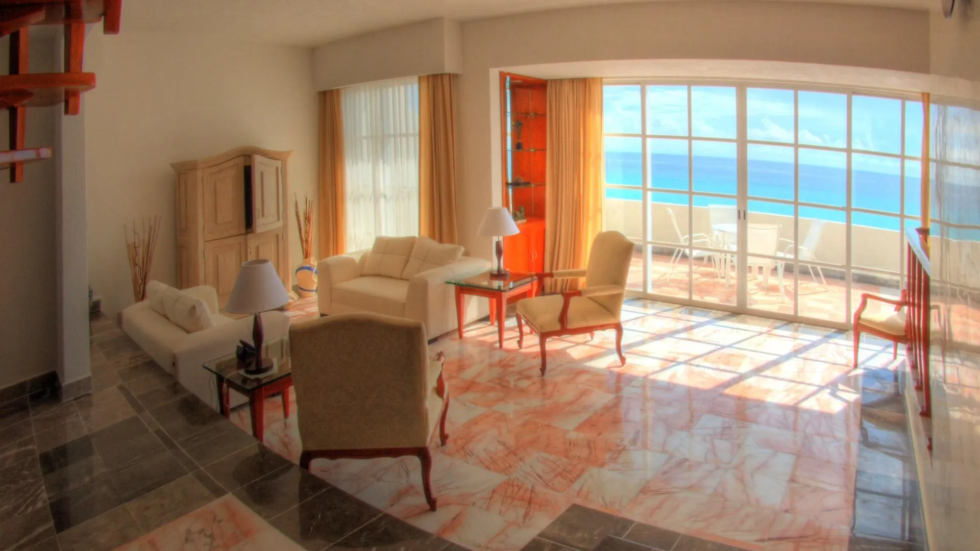 Hotel & Museo Casa Turquesa Cancún