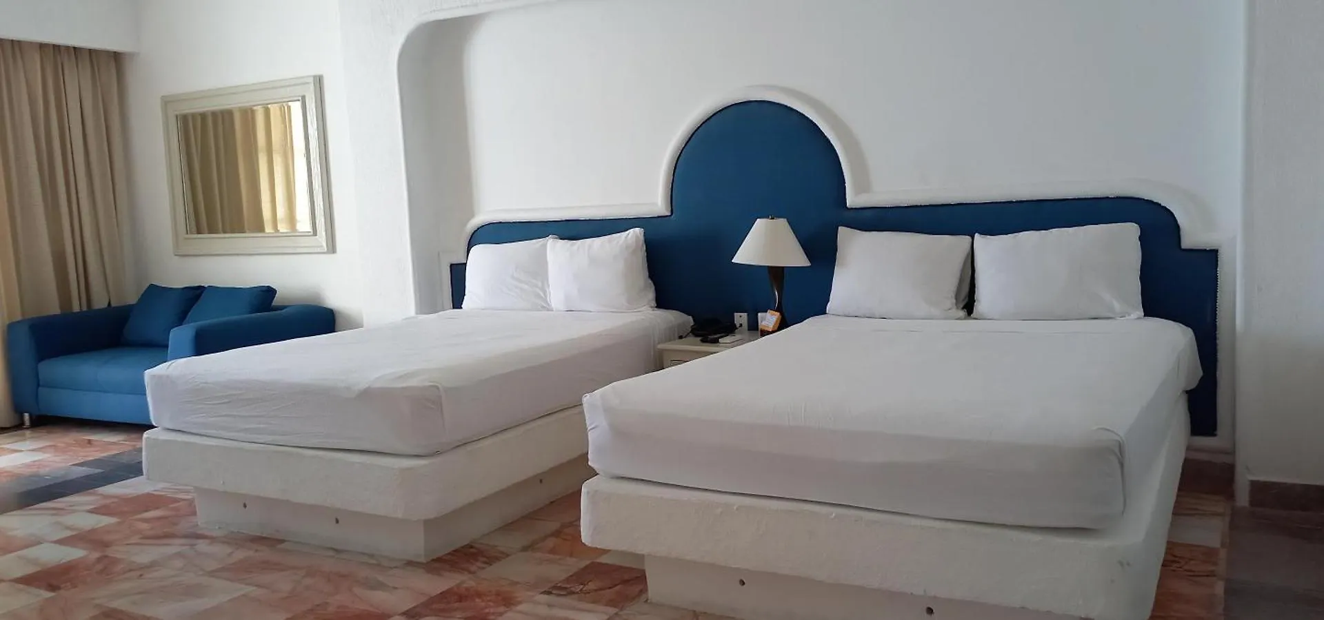 Hotel & Museo Casa Turquesa Cancún