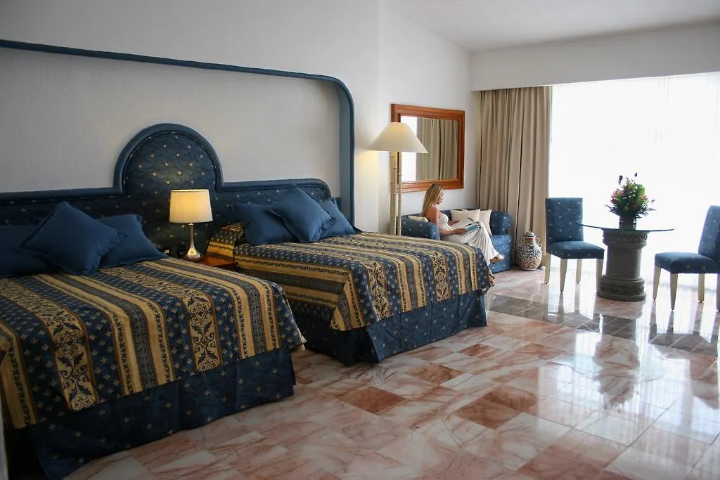 Hotel & Museo Casa Turquesa Cancún