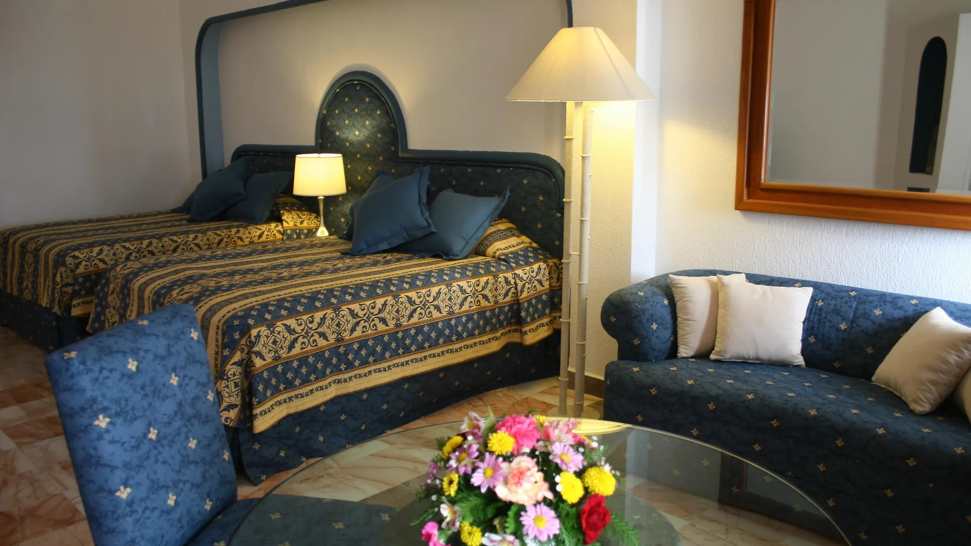 Hotel & Museo Casa Turquesa Cancún