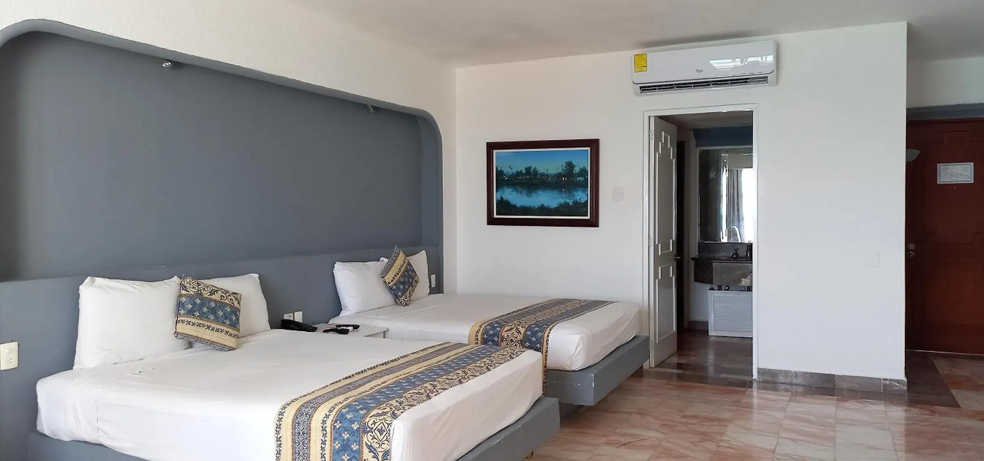 Hotel & Museo Casa Turquesa Cancún