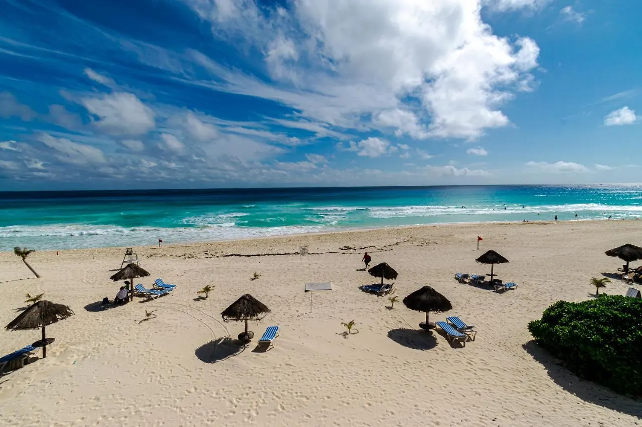 Hotel & Museo Casa Turquesa Cancún Mexiko